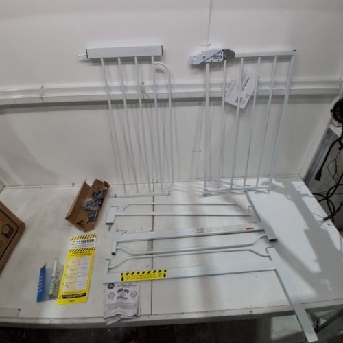 REGALO EASY STEP METAL WALK-THROUGH GATE - 29"-49" X 30" - WHITE (MODEL: 1164EWDS) image 2