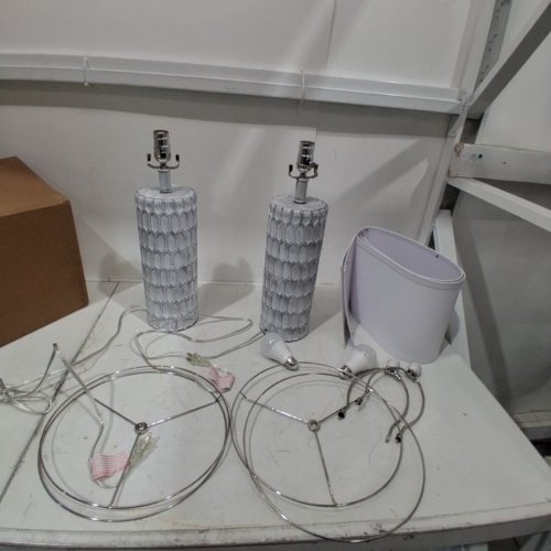 2PK SPCLSIM FARMHOUSE RUSTIC ANTIQUE TABLE LAMP - 26" - WHITE - (MODEL: TL401B) image 4