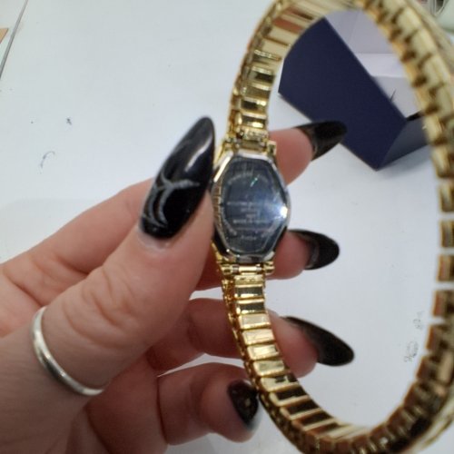 WOMENS GEORGE QUARTZ DAINTY WRISTWATCH - 25 MM - GOLD TONE (MODEL: WCCLE02 ) image 3