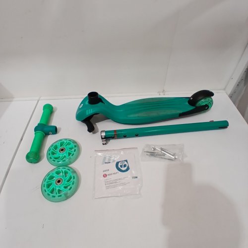 KID'S GOTRAX HEIGHT ADJUSTABLE KICK SCOOTER WITH LED LIGHTED WHEELS - 100LBS MAX - GREEN (MODEL: GT-KS1) image 2