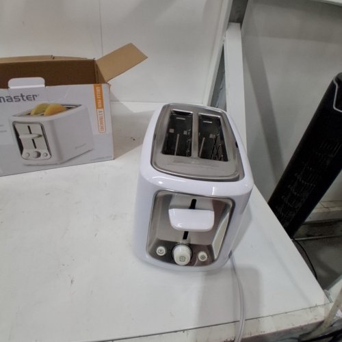 TOASTMASTER 2 SLICE TOASTER - WHITE (TM-26TSCW) image 3
