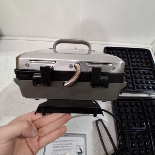 CUISINART 2-IN-1 BELGIAN WAFFLE MAKER WITH PANCAKE PLATE - STAINLESS STEEL (MODEL: WAF-350C) image 6