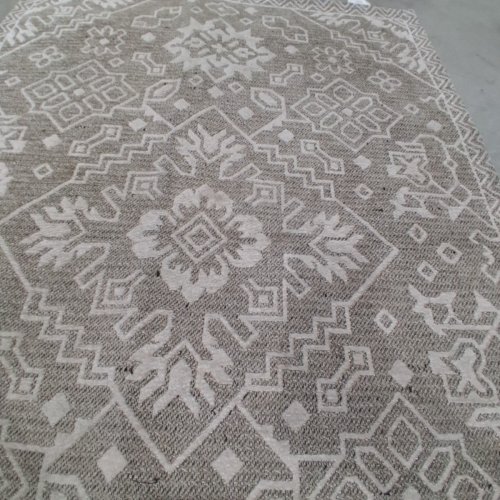 SADIE TOWN & COUNTRY LIVING DECORATIVE CHENILLE NON-SLIP LOW-PILE ACCENT AREA RUG - 30" X 45" - BEIGE (STYLE: 1992776) image 3