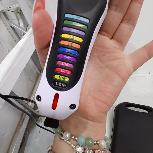 21PC WAHL COLOUR PRO CORD/CORDLESS HAIRCUT AND BEAR TRIM KIT - 2.5HR RUN TIME (MODEL: 1656565 / 3303) image 2