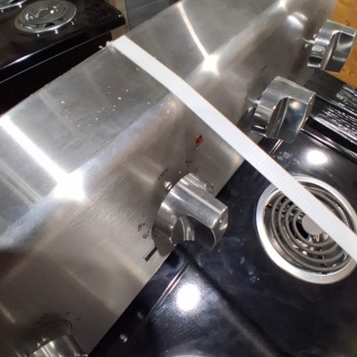 ELEMENT ELECTRIC RANGE WITH ADJUSTABLE OVEN RACK - 5.0 CU. FT - 30" - STAINLESS STEEL / BLACK (MODEL:EECR34MES-CA) image 4