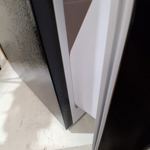 FRIGIDAIRE 3.2 CU. FT. RETRO MINI FRIDGE - BLACK - (MODEL: EFR376-BLACK-6COM) image 4