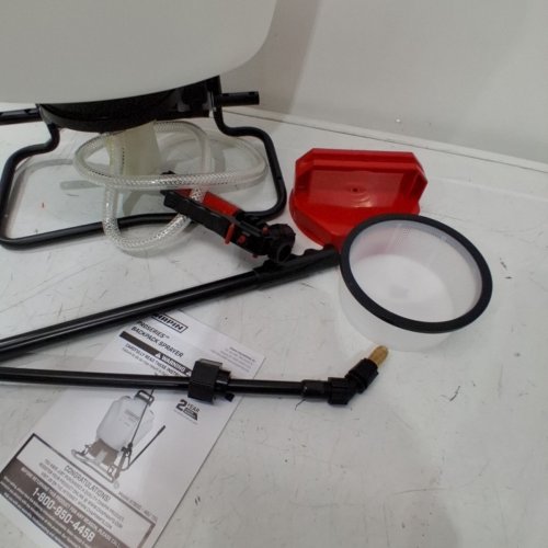 CHAPIN PROFESSIONAL BACKPACK POLY SPRAYER - 4 GALLON (M#:61800) image 3