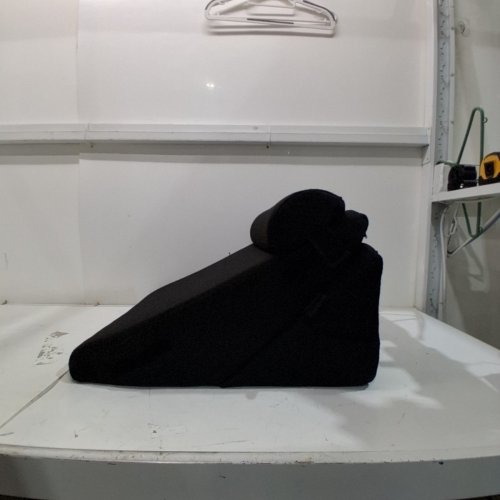 AMAZON BASICS MEMORY FOAM WEDGE PILLOW -LARGE - BLACK image 2