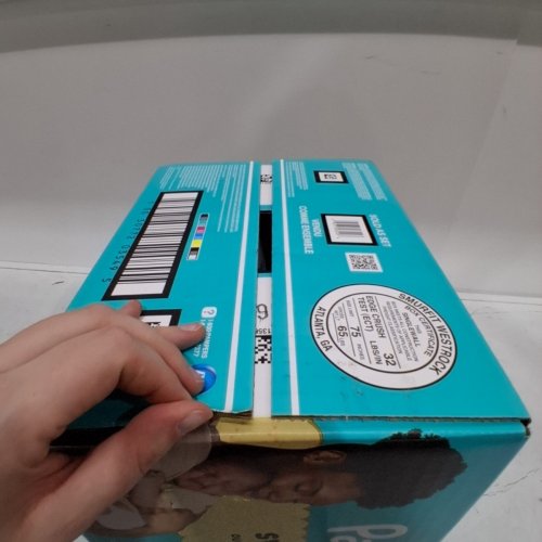 136PK PAMPERS SWADDLERS DIAPERS - NEWBORN SIZE image 4