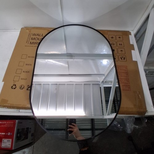 WALL MOUNTED MIRROR -3FT X 2 FT - BLACK image 3