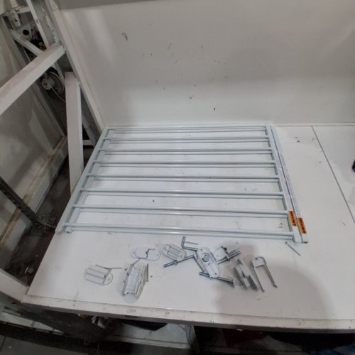 REGALO EXTRA WIDE 2-IN-1 TOP OF STAIRWAY & HALLWAY SAFETY GATE WITH MOUNTING KIT - 24"-40.5" X 28.75" - WHITE (MODEL : 1250DS) image 2