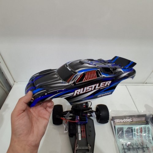 TRAXXAS RUSTLER BL-2S HD 2WD BRUSHLESS RC STADIUM TRUCK - 1/10 SCALE - BLUE (MODEL: TRA37054-4BLUE) image 5