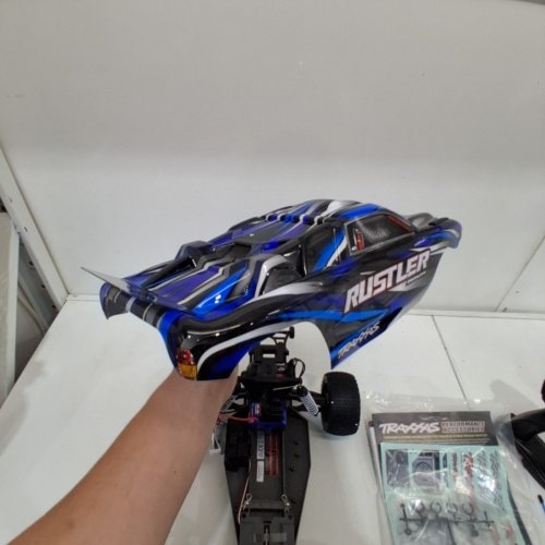 TRAXXAS RUSTLER BL-2S HD 2WD BRUSHLESS RC STADIUM TRUCK - 1/10 SCALE - BLUE (MODEL: TRA37054-4BLUE) image 6