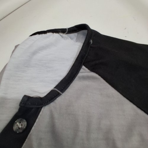 WOMENS RAGLAN LONG SLEEVE HENLEY TOP - MEDIUM - GRAY / BLACK image 5