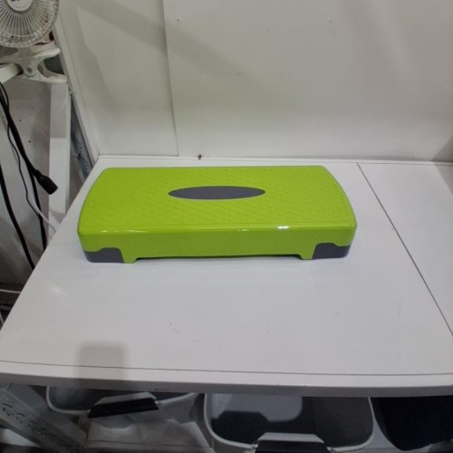 SIGNATURE FITNESS AEROBIC STEPPER- 4"- 6" -GREEN/GREY (MODEL: AR0S68-FLM) image 2