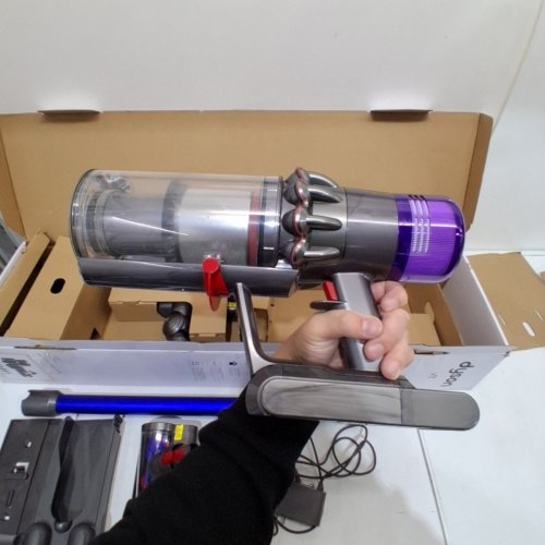 DYSON V11 CORDLESS 2-IN-1 STICK/HAND VACUUM CLEANER (MODEL: V11 SV28) image 11
