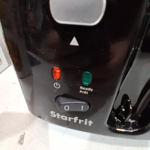 STARFRIT COMPACT DEEP FRYER - 2.5L CAPACITY - BLACK (MODEL: 024611) image 2