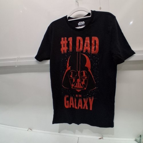 MEN'S STAR WARS DARTH VADER #1 DAD GRAPHIC T-SHIRT - SMALL - BLACK/RED image 2