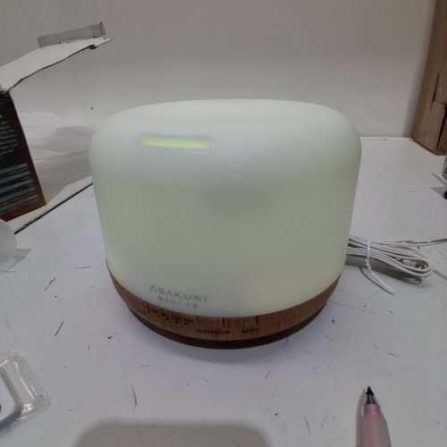 ASAKUKI ESSENTIAL OIL DIFFUSER, 5 IN 1 PREMIUM ULTRASONIC WITH REMOTE CONTROL, 3 TIMER AND AUTO-OFF SAFETY SWITCH, 7 LED LIGHT COLORS - 500 ML - WOOD AND WHITE - (MODEL: 100-DF001) image 2