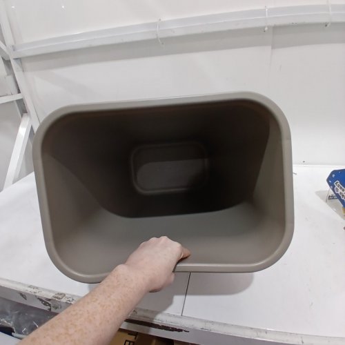 3 RUBBERMAID COMMERCIAL WASTEBASKET TRASH BIN - 41QT - BEIGE - (MODEL: 2957) image 4