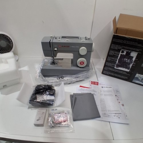 SINGER 4452 HIGH SPEED HEAVY DUTY SEWING MACHINE WITH ACCESSORIES - GREY (MODEL: 4452) image 2