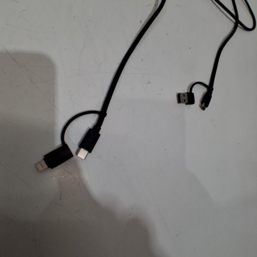 MULTI-CONNECTOR USB CHARGING CABLE - 6FT - BLACK image 4