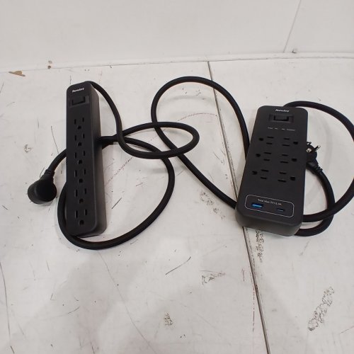 2PC HUNTKEY WIDELY SPACED OUTLETS POWER BAR, 1875W/15A, - BLACK - (MODEL: SME607) image 3