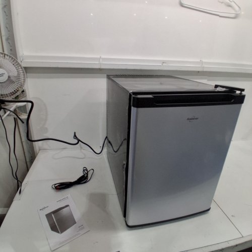 KOOLATRON SUPER-KOOL THERMOELECTRIC FRIDGE - 50L/1.76 CU FT - STAINLESS STEEL/BLACK (MODEL:KCR-45B) image 3