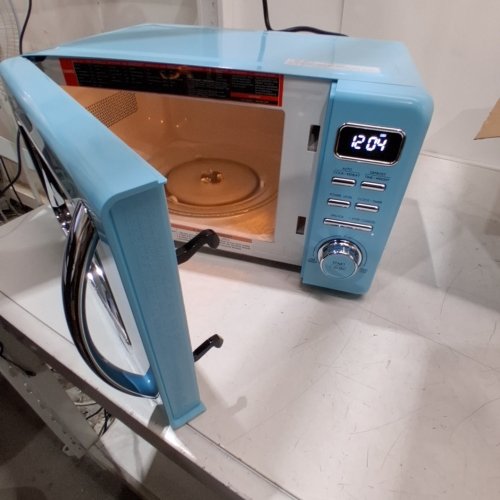 GALANZ RETRO-STYLE DIGITAL MICROWAVE OVEN - 0.7CU.FT - BLUE (MODEL: GLCMKZ07BER07) image 4