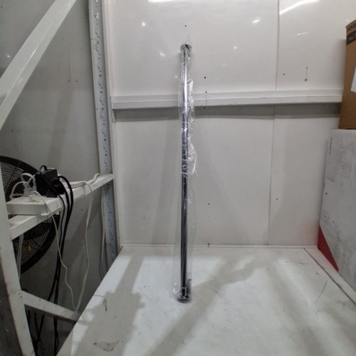 AMAZON BASICS ADJUSTABLE LENGTH CLOTHES HANGING ROD - 48" - 72" - CHROME (MODEL: 35PSELQP) image 2