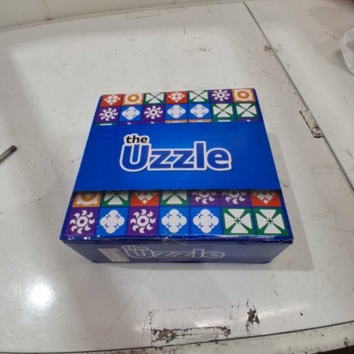 THE UZZLE FAMILY MATCHING PUZZLE BOARD GAME - 2 TO 4 PLAYERS image 2