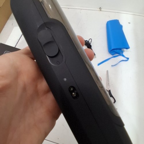 ENSSU AUTOMATIC VACUUMING HAIR CLIPPERS - BLACK - (MODEL:ES666G) image 2
