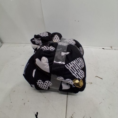 MAINSTAYS KIDS COMFORTER - TWIN SIZE - BLACK image 4