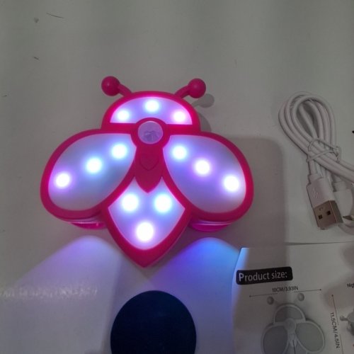 MOTION SENSOR BEE NIGHT LIGHT - PINK image 2