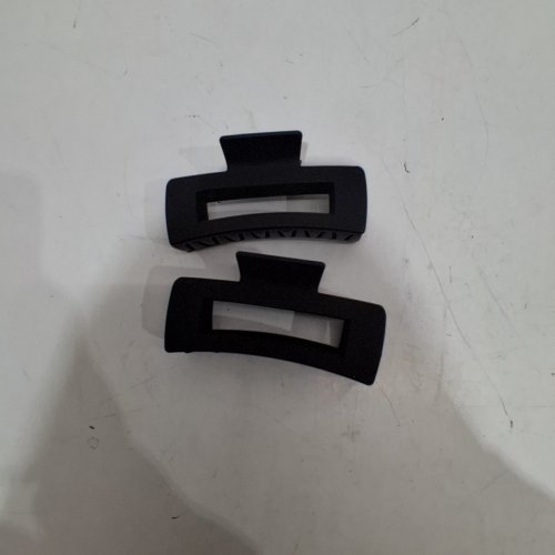 2PK HAIR CLAW CLIPS - BLACK image 2