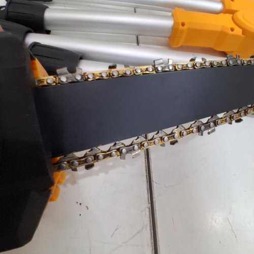 LEZZYRUCK CORDLESS POLE SAW COMPATIBLE WITH DEWALT 20 V MAX BATTERIES - 8" BLADE - 8.8FT REACH - YELLOW/BLACK image 3