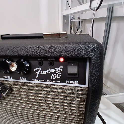 FENDER SQUIER DEBUT SERIES STRATOCASTER ELECTRIC GUITAR KIT - 10G AMP - R/H - BLACK/WHITE image 2