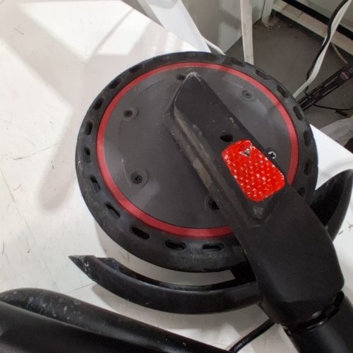GYROCOPTERS SOONIC PORTABLE FOLDING ELECTRIC KICK SCOOTER, ADULT SIZE image 7