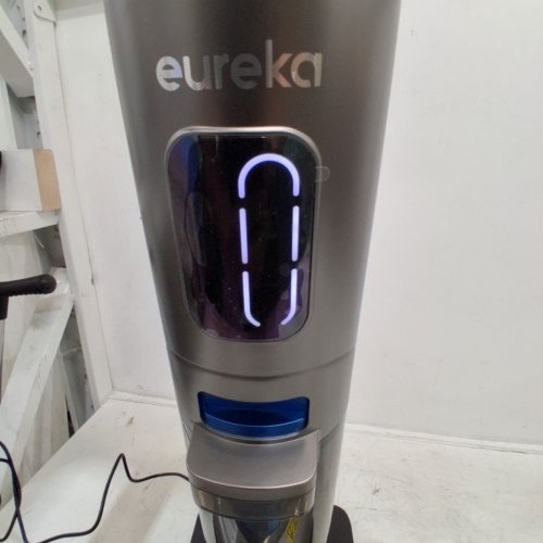 EUREKA CORDLESS WET DRY VACUUM MOP COMBO - BLACK (MODEL: NEW430BLC) image 3