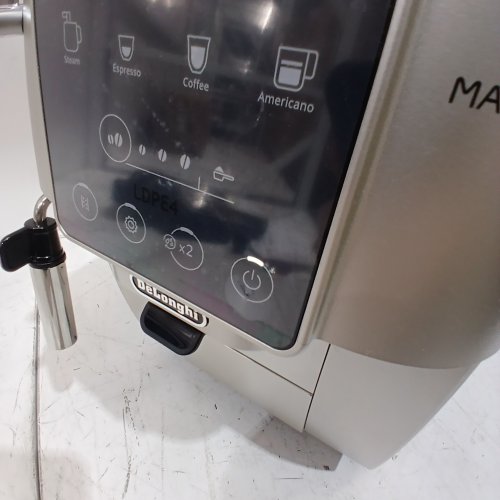 DELONGHI MAGNIFICA START AUTOMATIC ESPRESSO AND COFFEE MACHINE WITH MILK FROTHER FOR LATTE, CAPPUCCINO - BUILT IN GRINDER - SILVER (MODEL: ECAM22022SB) image 2