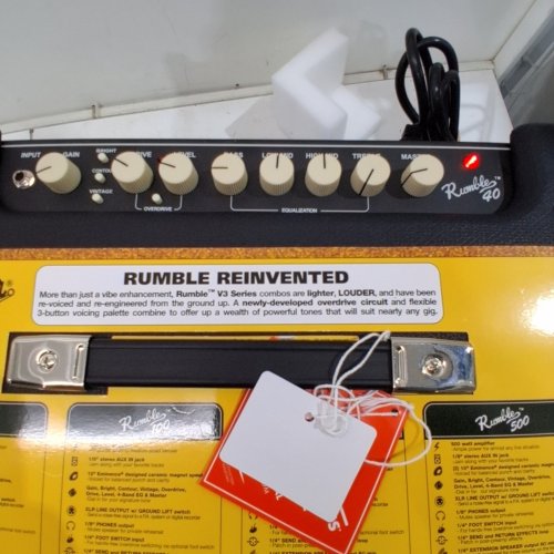 FENDER RUMBLE 40 V3 BASS AMPLIFIER BLACK (MODEL : PR2464 RUMBLE40) image 4
