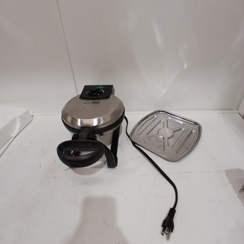 HAMILTON BEACH FLIP STYLE BELGIAN WAFFLE MAKER WITH REMOVABLE TRAY AND NONSTICK PLATES - STAINLESS STEEL (MODEL: 26010C) image 3