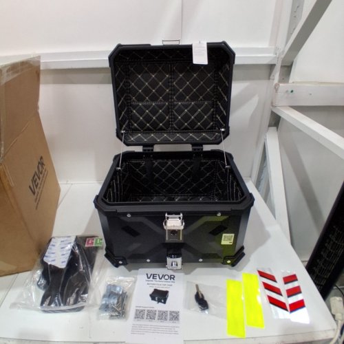 VEVOR MOTORCYCLE TOP CASE ALUMINUM ALLOY WATERPROOF DETACHABLE MOTORCYCLE TRUNK WITH LOCK - 45L - BLACK (MODEL: 45L-B) image 2