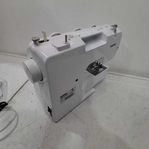 BROTHER LIGHTWEIGHT FULL-FEATURED ELECTRIC SEWING MACHINE - WHITE (MODEL: XM2701) image 6