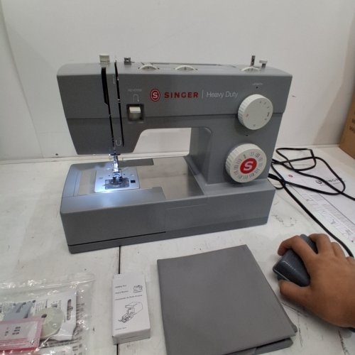 SINGER HEAVY DUTY PEDDLE OPERATED BUILT-IN NEEDLE THREADER SEWING MACHINE - 120 V, 0.7 AMP - GRAY (MODEL: 4452) image 2