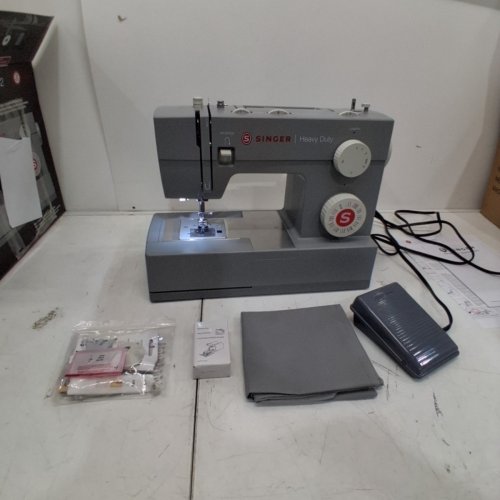 SINGER HEAVY DUTY PEDDLE OPERATED BUILT-IN NEEDLE THREADER SEWING MACHINE - 120 V, 0.7 AMP - GRAY (MODEL: 4452) image 3