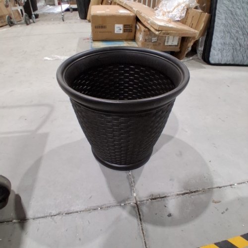 SUNCAST SONORA RESIN WICKER INDOOR OR OUTDOOR DECORATIVE GARDEN FLOWER PLANTER - 22" - BROWN (MODEL: P222105B9) image 3