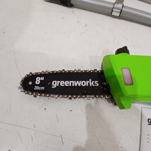 GREENWORKS CORDLESS ADJUSTABLE POLESAW **TOOL ONLY** - 24V - 8" BLADE - 9FT-14FT - GREEN/BLACK (MODEL: PS24B00) image 3