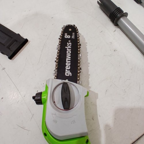GREENWORKS CORDLESS ADJUSTABLE POLESAW **TOOL ONLY** - 24V - 8" BLADE - 9FT-14FT - GREEN/BLACK (MODEL: PS24B00) image 4