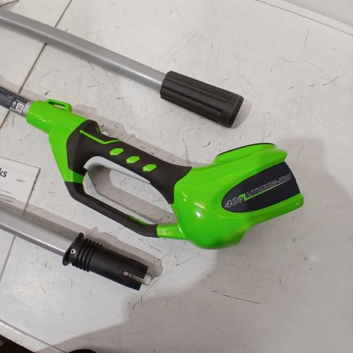 GREENWORKS CORDLESS ADJUSTABLE POLESAW **TOOL ONLY** - 24V - 8" BLADE - 9FT-14FT - GREEN/BLACK (MODEL: PS24B00) image 5